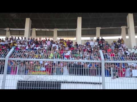 Őrjöngő szurkolók a portugálok edzésén