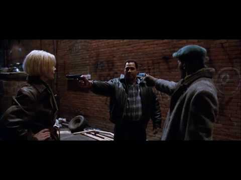 The Long Kiss Goodnight - The Alley Scene ("I took lessons!")