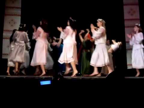 Ansamblul Coconite Vuietul Primaverii