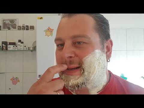 Klaus rasiert sich - Die Wolle muss runter