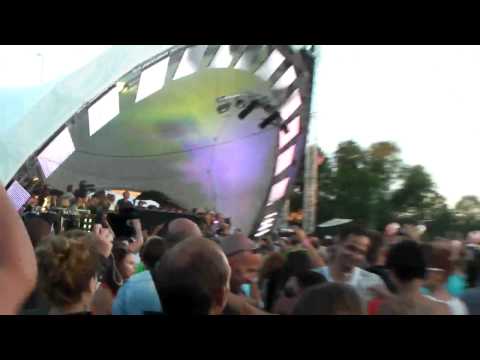 Sven Väth @ Love Family Park 2012 playing I WANNA DANCE WIT