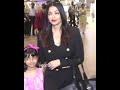 Hot Kangana Ranaut B Ob Show And Aishwariya Rai Hot Big B Ob Showing Dress Up