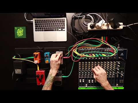 Learn How To Make DUB Music ['Roots Makers' DUB Stems] - Behringer Eurorack Mixer