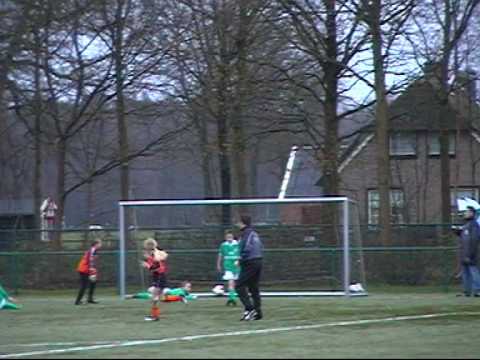 DSV Doornspijk  E2 Kampioenswedstrijd 5 december 2009.wmv