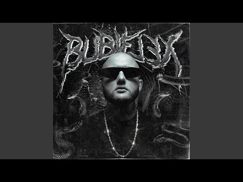 Celej team jede v bílým