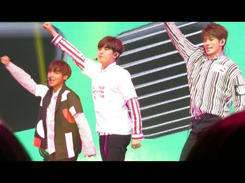 170922 Wanna One Singapore fanmeet - Wanna Be