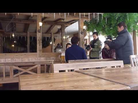 XXL WALDGEIST RESTAURANT FRANKFURT | XXL SCHNITZEL - Japanese TV-Team in Germany