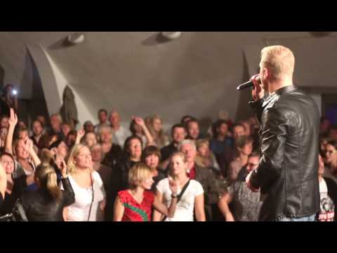 GrooveJet - AVICII-Medley (live)