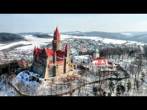 Seasons in the Czech Republic: Temperature and Climate by Month