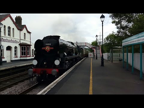 34046 'Braunton' speeds through Llanfairpwllgwyngyllgogerychwyndrobwllllantisiliogogoch | 2/6/2018