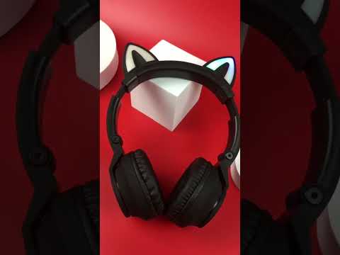 Черные наушники с ушками Bluetooth беспроводные котики на голову детские со слотом для картной памяти Borofone Cat RGB - фото 1 - id-p2858602531