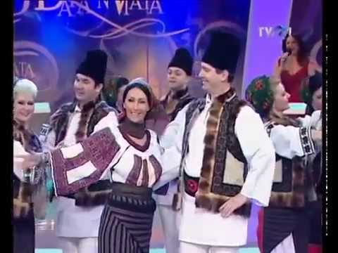 Sofia Vicoveanca şi Mihaela Rădulescu în vârtejul jocului moldovenesc, la O dată-n viaţă