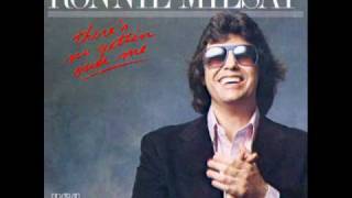 Video thumbnail of "Ronnie Milsap - There's No Gettin' Over Me"