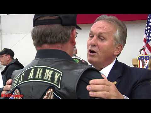 Sen. Kowall participates in ceremony honoring Vietnam veterans