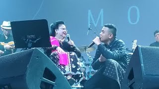 Download lagu Semusim - TULUS ft Waldjinah (Live at Konser Monokrom TULUS) Sabuga, 20 November 2018 mp3 Download lagu Semusim - TULUS ft Waldjinah (Live at Konser Monokrom TULUS) Sabuga, 20 November 2018 mp3