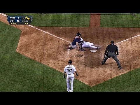 MIN@DET: Parmelee cuts off V-Mart at the plate