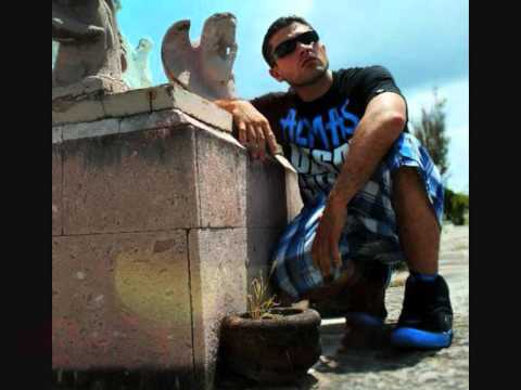 Tanke one ft Versenarios - Microfono de alto calibre