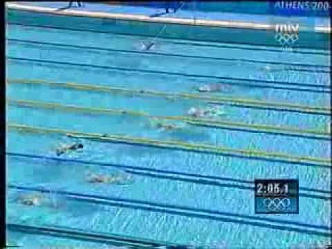 A 15 éves Gyurta Dániel bohócot csinál a világcsúcstartóból-200m mell előfutam Athén 2004