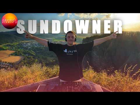 Tomorrowland Sundowner Mix feat. (SHM, Disclosure, Oliver Heldens, Martin Garrix and more...)