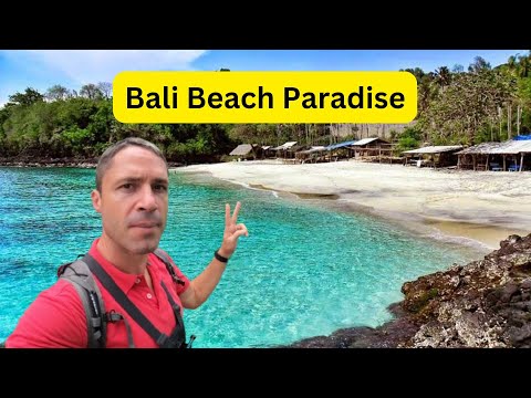 Bias Tugel Beach // Touring Bali paradise by moped : Ceking Rice Terrace to an east coast beach