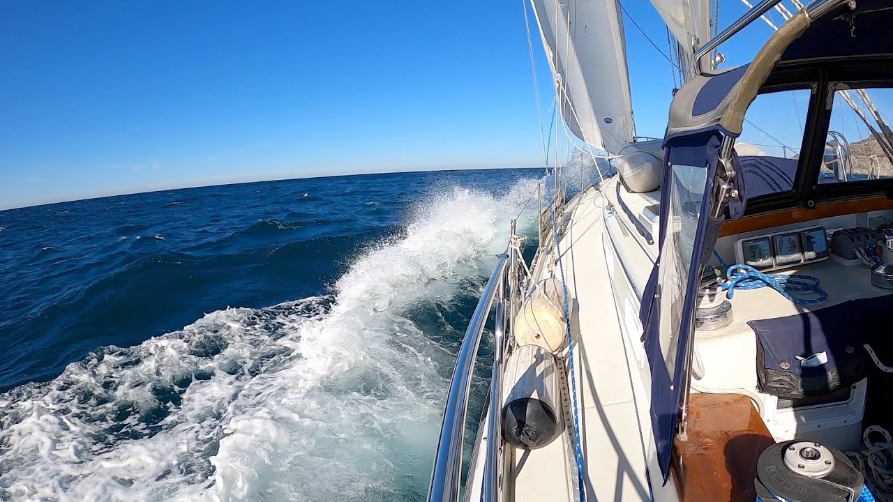 Sailing Solo to Catalina Harbor (December 2020)