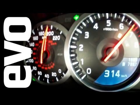 200mph Nissan GT-R Track Pack on Autobahn