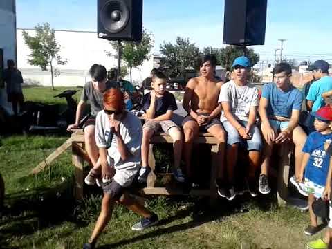 Stereo Trappin - Se Llama Mari - Show en 4 Esquina Freestyle