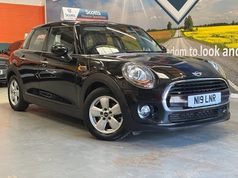 MINI HATCH 1.5 Cooper D Hatchback 5 Door Diesel Manual Black