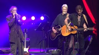 Video thumbnail of "Harry Dean Stanton performs 'Everybody's Talkin' with Johnny Depp & Kris Kristofferson"
