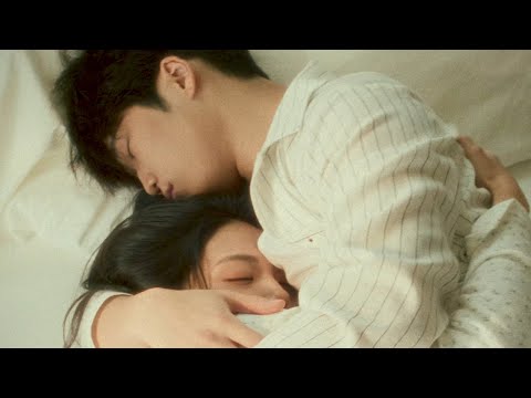 Video thumbnail for 금목걸이 (Gold Chain)