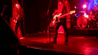 Alkaline Trio - Cringe / This Is Getting Over You (Live At The Observatory, Santa Ana, CA)