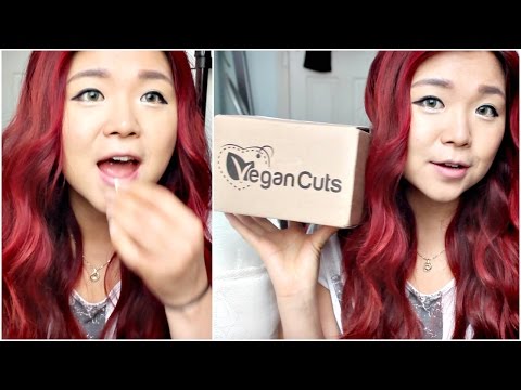 VEGAN CUTS UNBOXING + REVIEW | Cheap Lazy Vegan Video