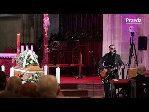 Robo Grigorov sa rozlúčil so Štefanom Kvietikom piesňou Pocta Majakovskému