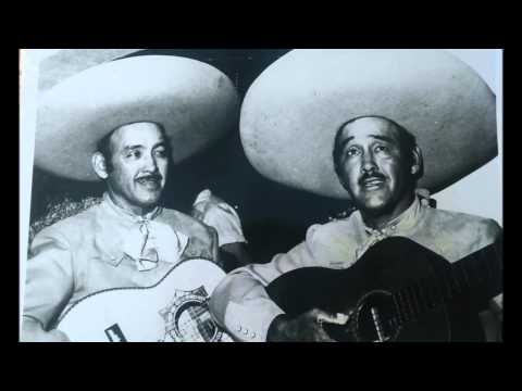 Los Hermanos Zaragoza con Mariachi Nuevo Tecalitlan "Juanita"
