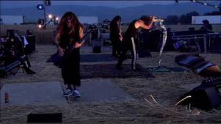 Korn - Throw Me Away [DVD Live - The Encounter]