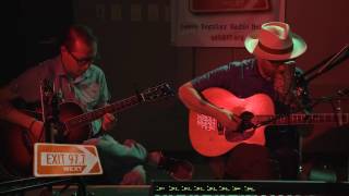 Mike Doughty &quot;Madeline And Nine&quot; (Live at WEXT)