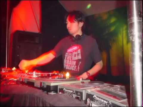 DJ Shufflemaster @ Tresor 2002