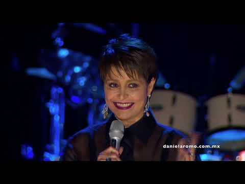 Daniela Romo | Yo no te pido la luna (En Vivo)