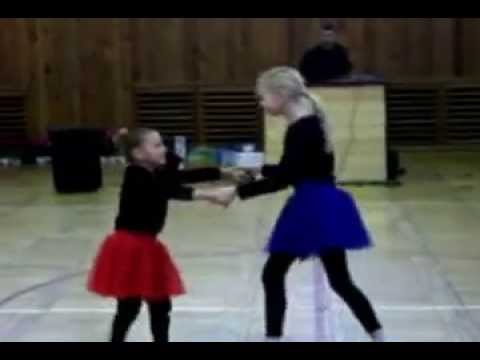 Adélka Bínová a Rebeka 1 misto (shakira ft. rihanna)