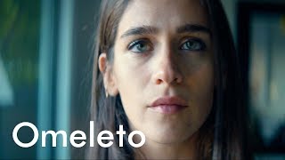 A young woman tries to mask her depression on the eve of her 25th birthday. | This Is 25