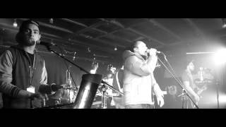 L40 - Three Little Birds