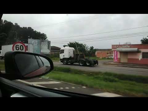 que tanta pessoa de caminhão indo para festa GBN