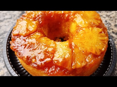 Bolo de abacaxi  delicioso e fofinho