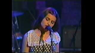 Mazzy Star - Bells Ring (Live)