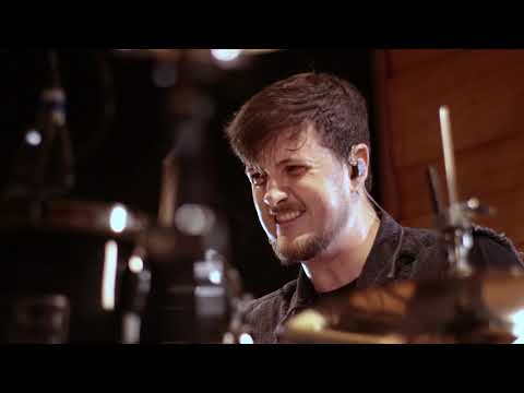 William Schuck Oficial and Hibria