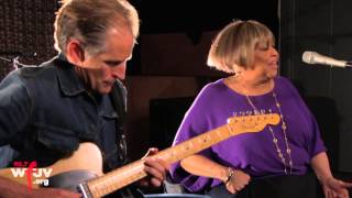 Mavis Staples - "Far Celestial Shores" (Live at WFUV)