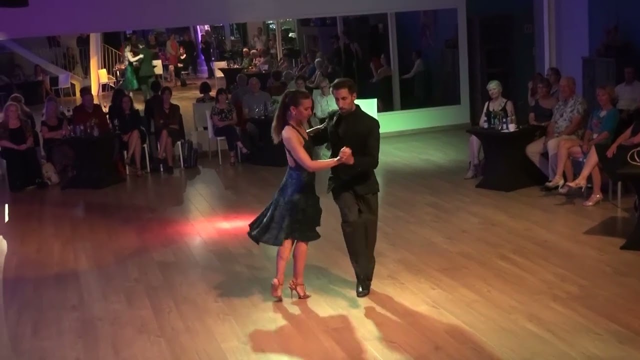 Video thumbnail for Aurore Chadoin & Sebastián Motter: "Valsecito amigo" @ Life Izegem 17/9/2021