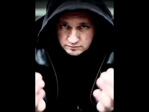 Tatwaffe - Krieg der Wörter