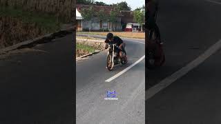 Download lagu SATRIA FU 250CC TES SUARA PLUS TES DI TRACK LURUS #demenbalap #Mx200 mp3