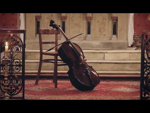 Clara Pouvreau plays Bach violin sonata on cello Piccolo